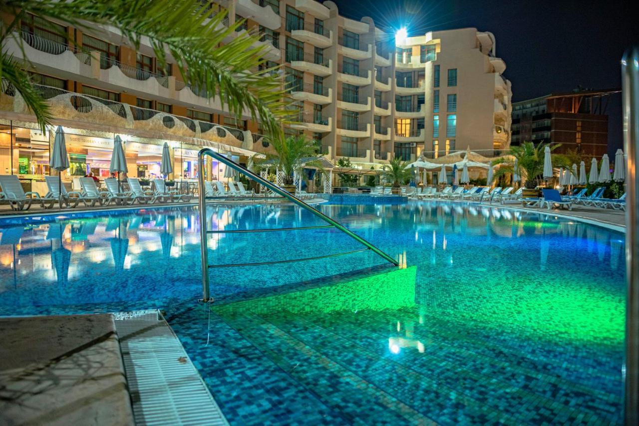 Grenada - Menada Apartments Pantai Sunny Bagian luar foto