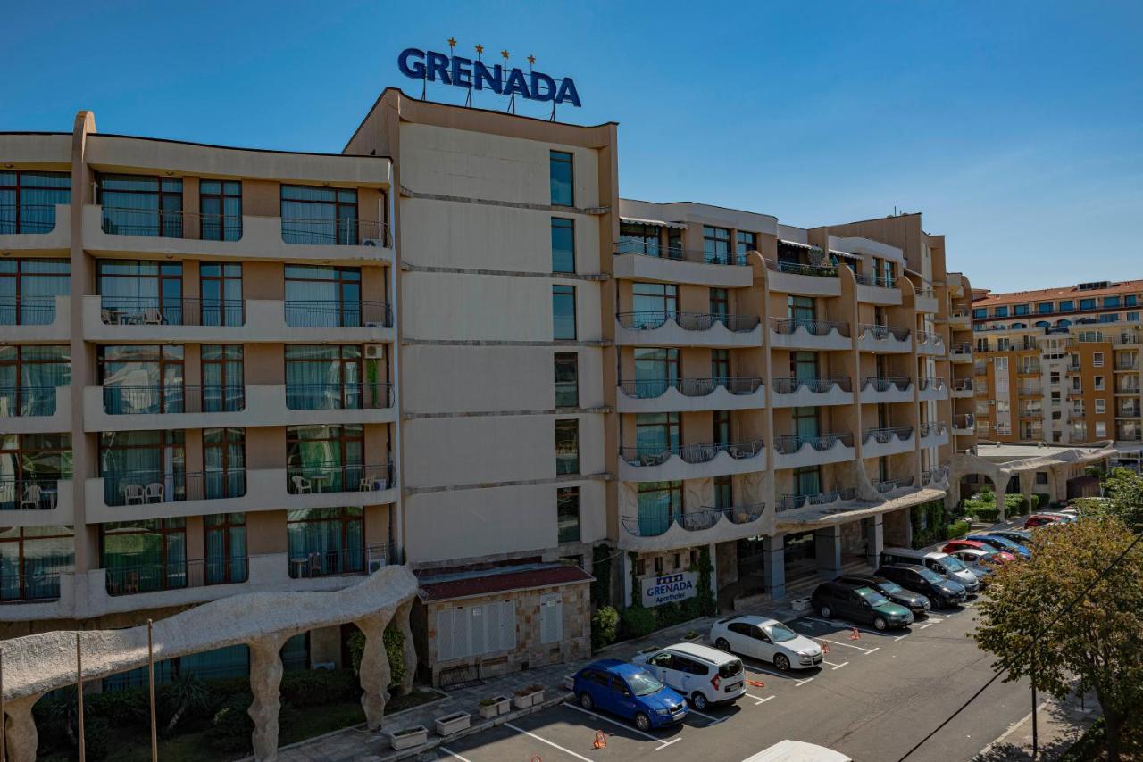 Grenada - Menada Apartments Pantai Sunny Bagian luar foto