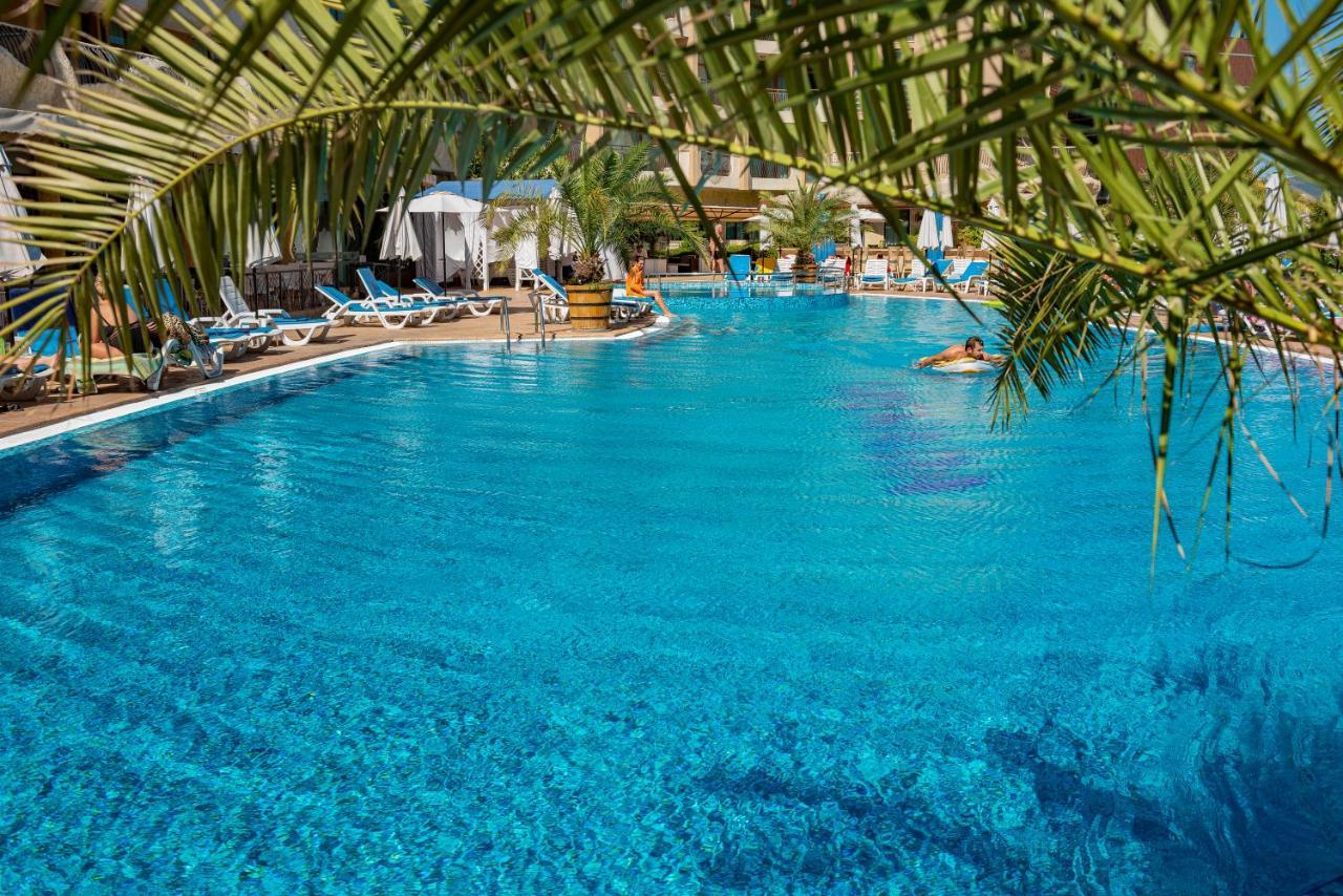 Grenada - Menada Apartments Pantai Sunny Bagian luar foto